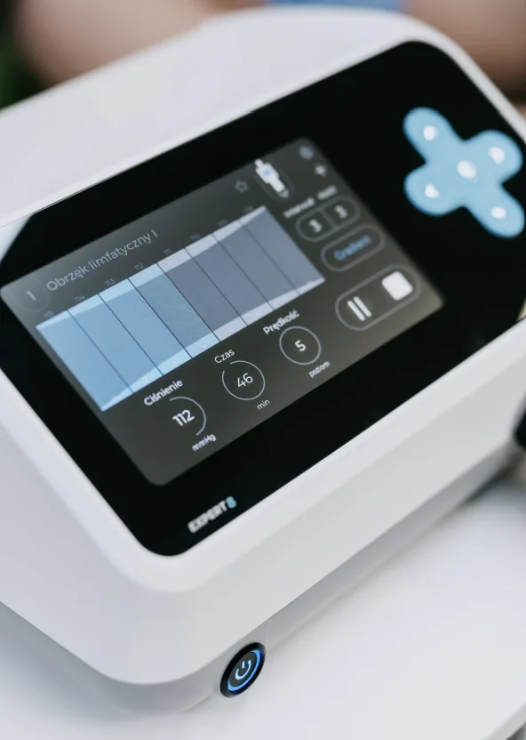 CarePump interface audit and high-contrast screen