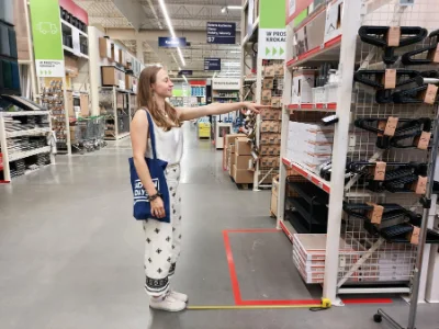 Store visit distance study 1